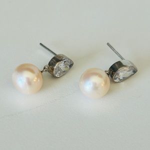 Anthropologie Crystal & Pearl Drop Earrings